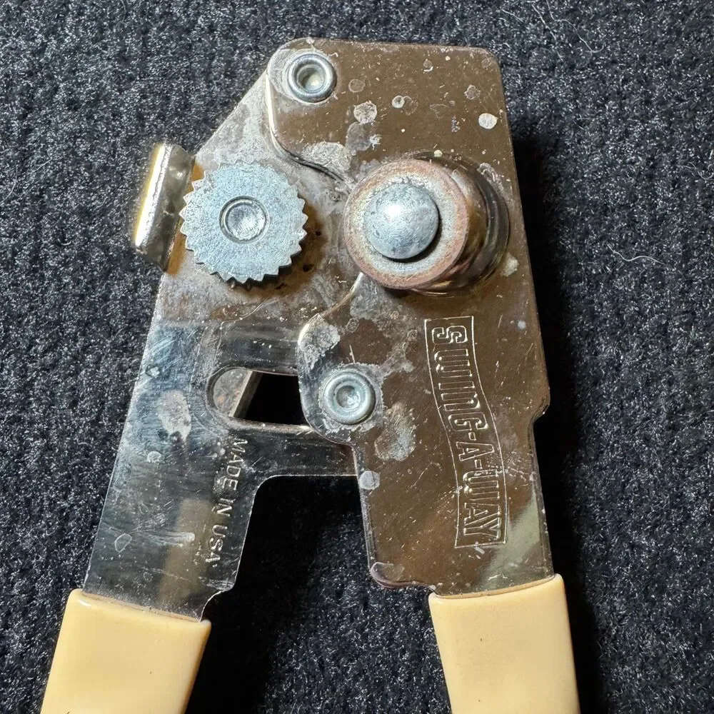 Vintage Swing-A-Way Manual Can Opener Made In USA Yellow Cream Handle Working